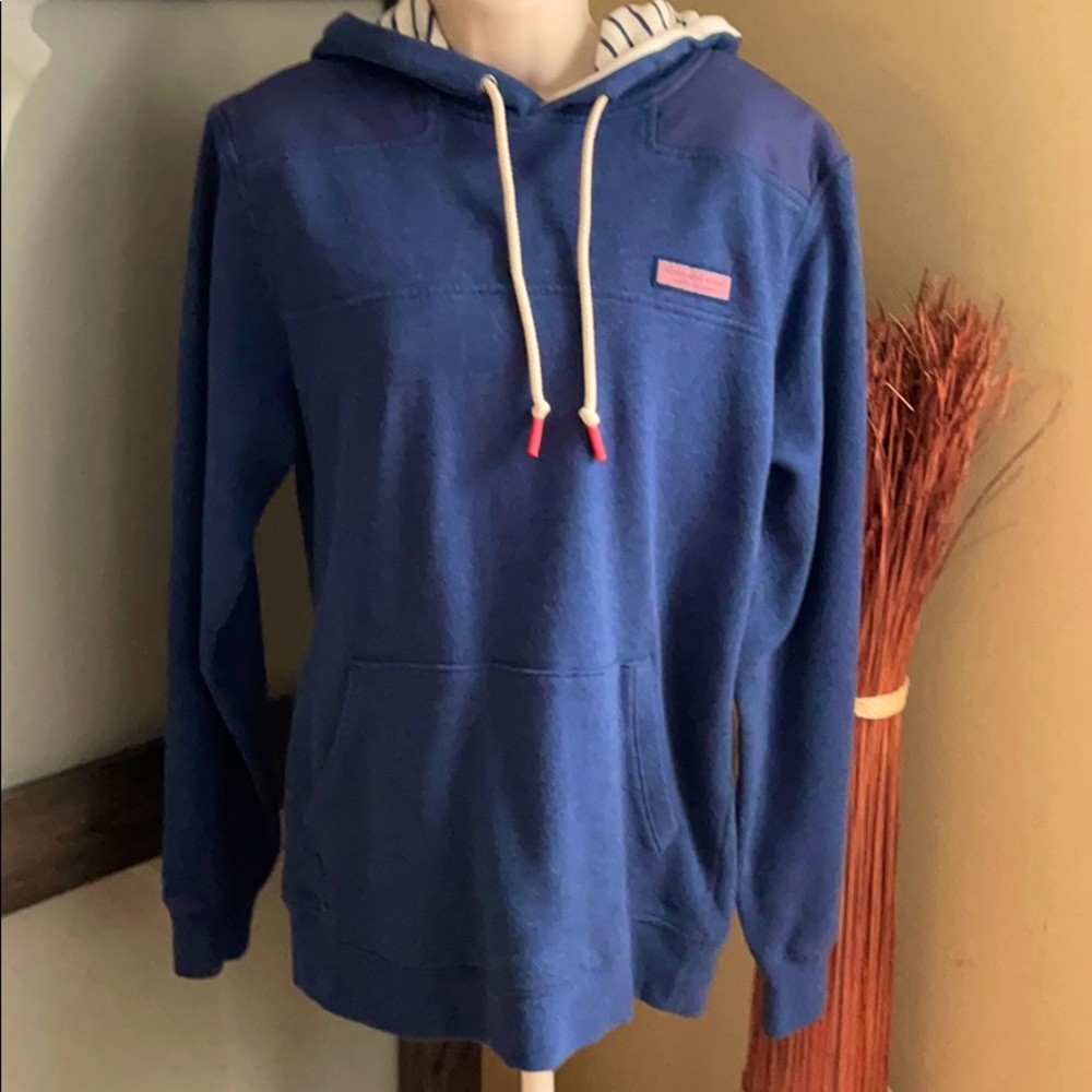 NWOT Men’s vineyard vines hoodie